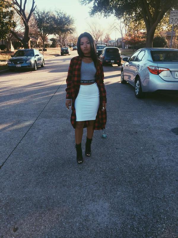 dizzlefizzle16:  fashionistasrus:  Twitter: shutthefukupnay   http://dizzlefizzle16.tumblr.com