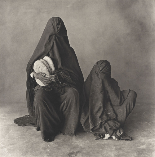 agelessphotography: Two Women in Black, with Bread, Morocco, Irving Penn, 1971