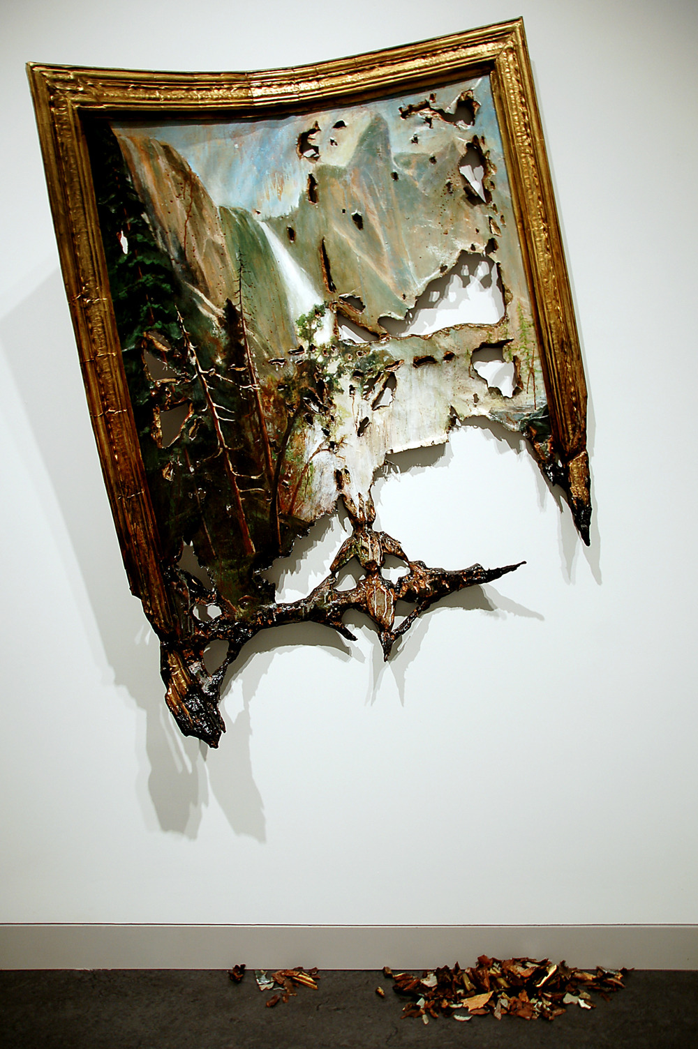 kuinesis:  Valerie Hegarty paintings beyond the canvas.