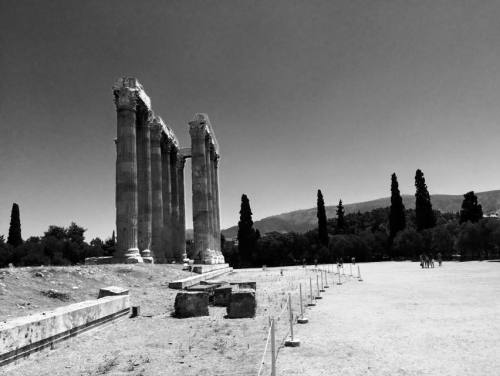 mythologer: The Temple of Olympian Zeus, Athens, Greece, 2015 and an old picture.  