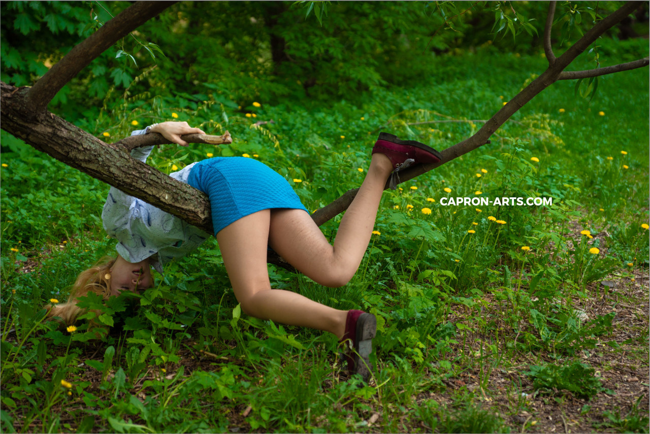 Retouching now Anetta’s Park #2 session. Full set + video coming in 07(2) magazine.And