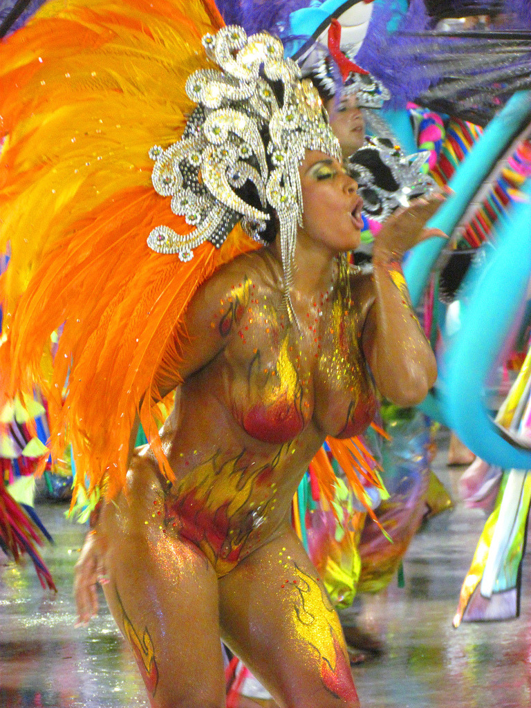 Naked and body painted at a Brazilian carnival, by Sergio seLusava Carioca Copacabana.