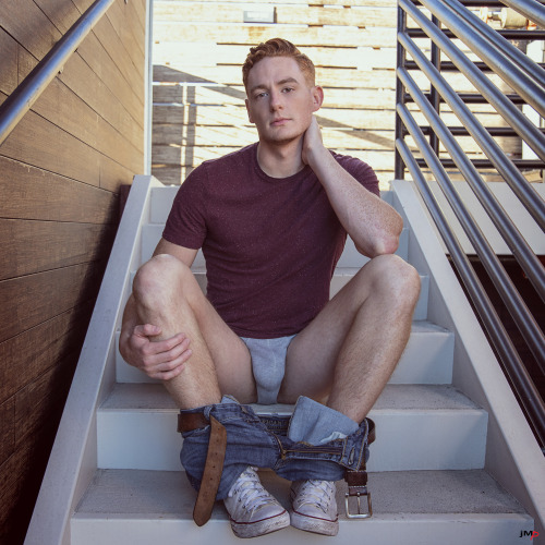 pictureby-jmp:  Pants downRyan by jMp