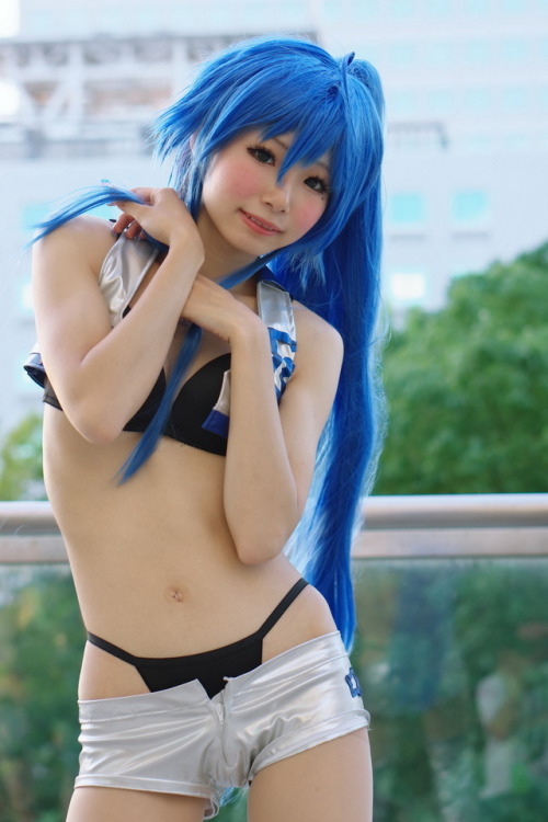 hotcosplaygirl:Cosplay girl