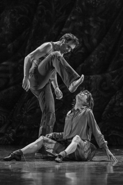 Sylvie Guillem and Nicolas Le Riche in Mats Ek’s AppartementPhoto © Ann Ray