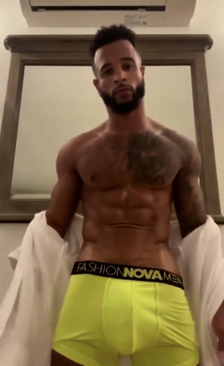 xemsays:xemsays:NELSON THOMAS 🏝 star of MTV’s “The Challenge” &amp;