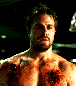 First: This was Stephen Amell at his hottest. LIKE DAYMN!!Second: His acting in that episode was *ch