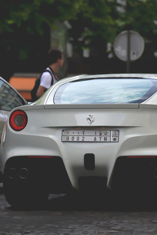  Ferrari F12 Berlinetta 