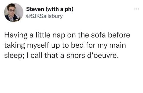 whitepeopletwitter:  A nappetizer