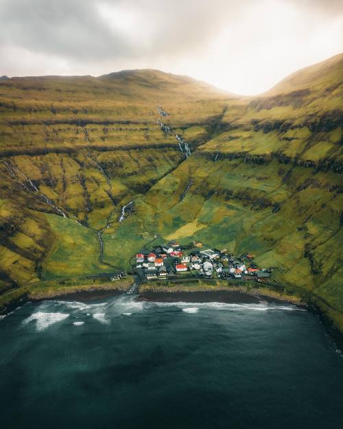 Faroe Islands. photo by Giulio Groebert