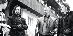 angelic37:  Matthew Macfadyen spam ♔ part 15/?  Did you bond with the other Musketeers? We trained every day together. I class Ray [Stevenson] and Matthew [Macfadyen] as the brothers I never had now. They’re fantastic guys - I hope we get to do a