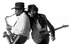 brucespringsteen:Bruce Springsteen and Clarence Clemons for Born To Run (1976)