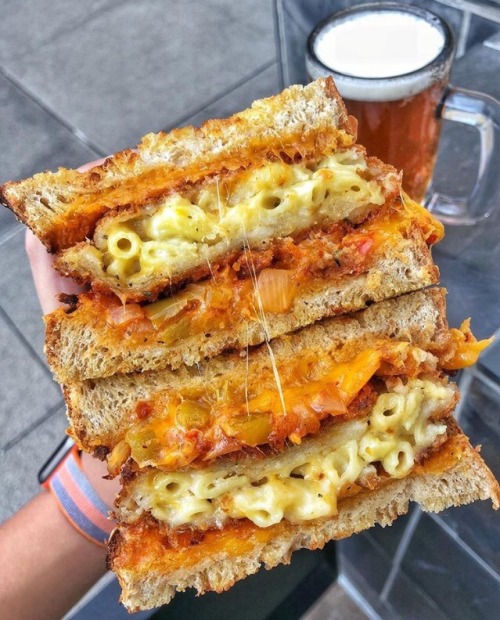 Elbows Mac N’ CheeseCerritos, CA Brea, CA Torrance, CACreditsFind the best foodie spots! #foodie