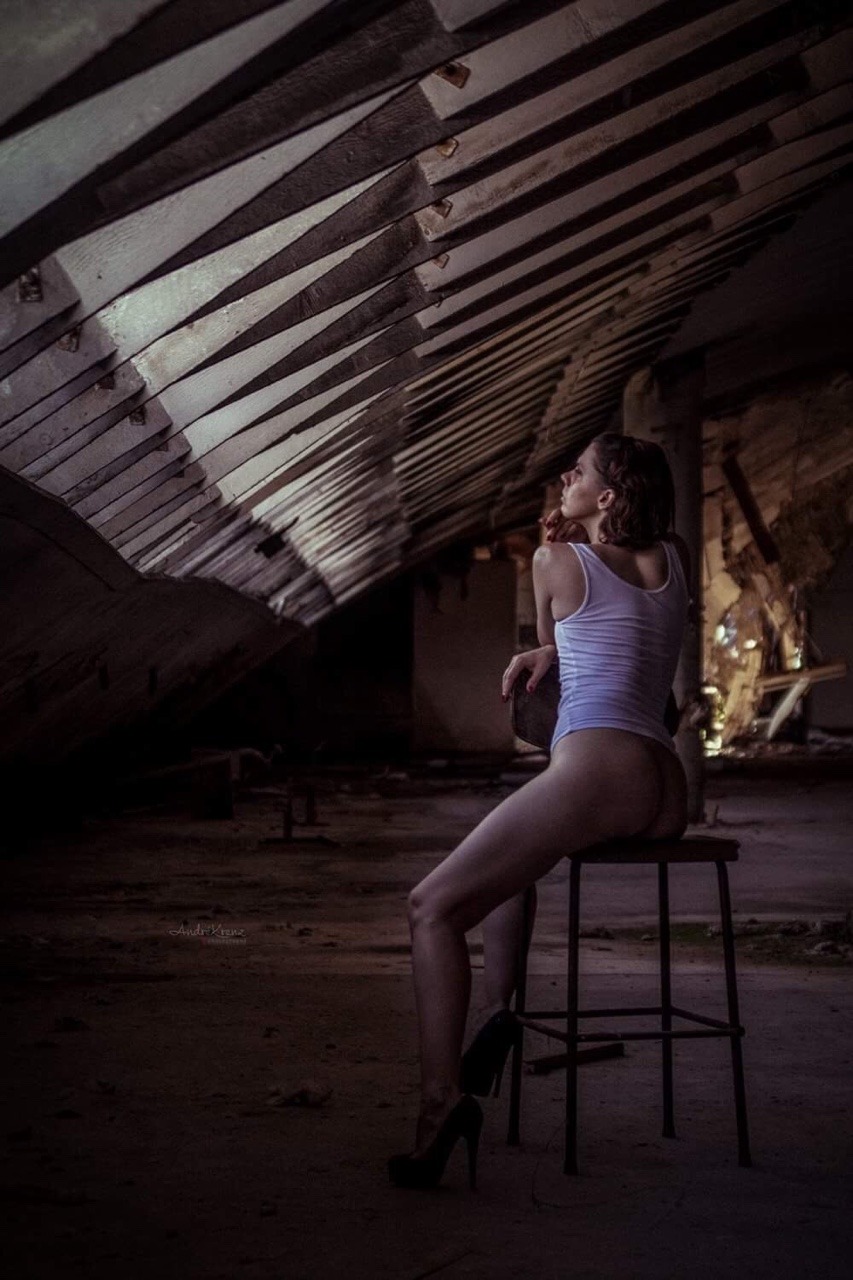 agk-photography:  Lost Place with @soleilaberlin