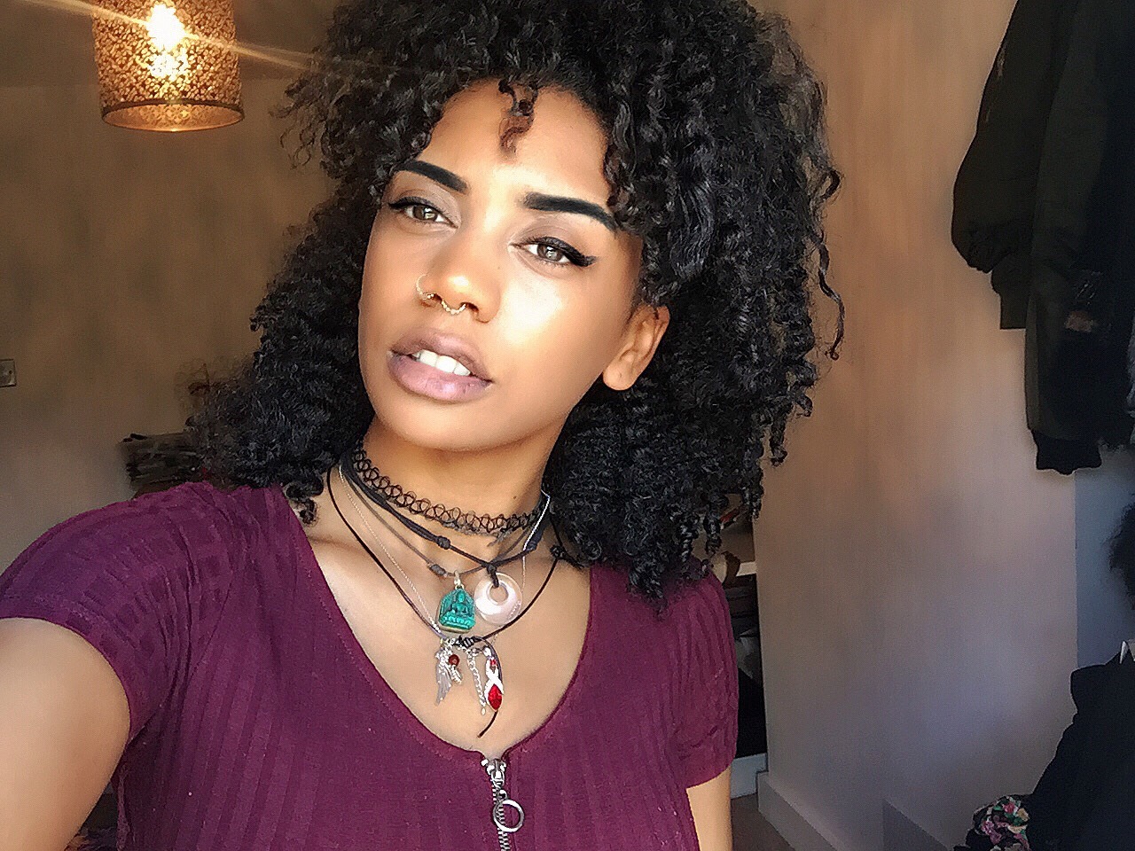 lalasdreambox:  Another natural hair post :D  I have an Instagram where I’m trying