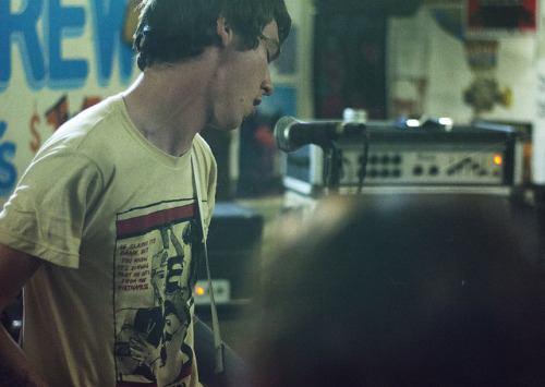 fvckingdemise:  Joyce Manor by rionoelzumwalt on Flickr. 
