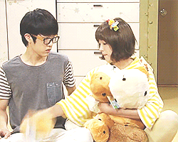 ffuckgyu:  “I’m not gonna do it (trouble maker stage) unless we kiss!”— Lee Sung Yeol 
