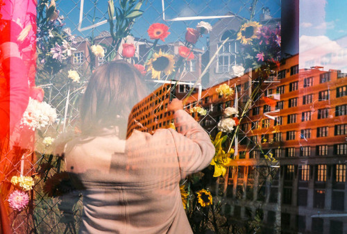 slowartday:  People vs. Places, a photographic collaboration between photographers Timothy Burkhart and Stephanie Bassos.