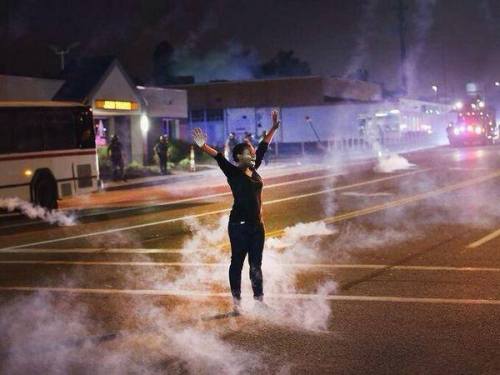 ebonyrise:  When I look at pictures of black women on the front lines, rallying, fighting on the front lines of all these protests (both past and present) on behalf of their “sons”, I notice a STARK difference between the BLACK SINGLE MOTHERS taking