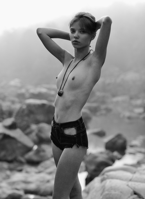 attiliodagostino:er59: Svetlana Cluck by Attilio D’Agostino for Polanski Magazine