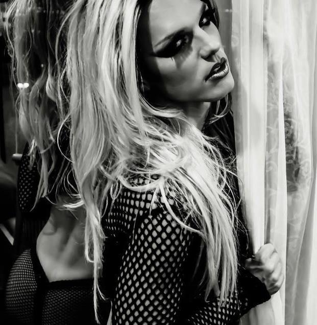 best-makeovers:   Derrick Barry (USA) 