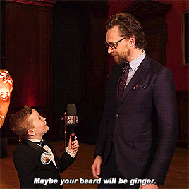 tomloki:So you can do quite a lot of accents, can’t you?