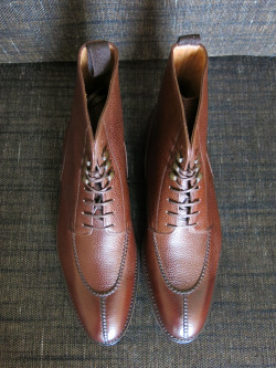 blackshoeblog:  Sunday pics : Cobbler Union “Louis” in French country grain calfcobblerunion