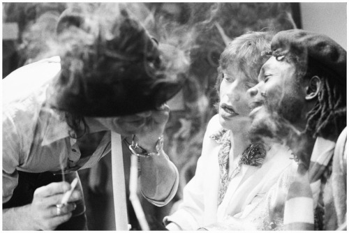 ehosk:Peter Simon - Keith Richards, Mick Jagger, and Peter Tosh backstage at Saturday Night Live, Ne