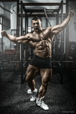 luvmanli: cdnlifter27:  IFBB Pro Ivan Kochetkov