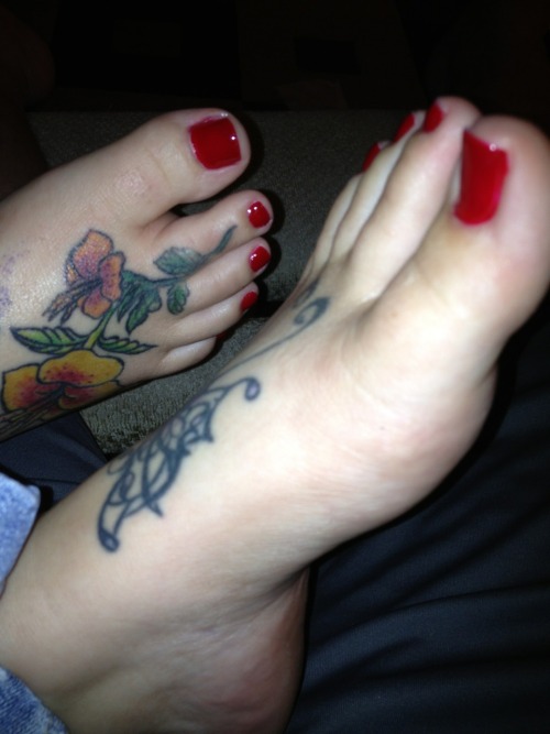 myfeet4you:  For you;) 💋👣💋👣💋