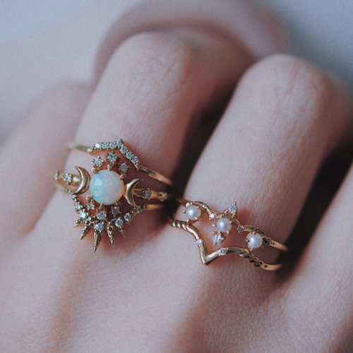 sunset-neon: sosuperawesome: Rings by Morphē Jewelry on Etsy More like this I would buy all of these