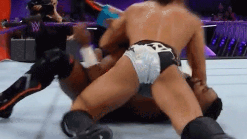 5starguys:  Tony Nese ass in motion…