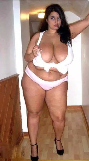 Fuck yeah so thick and juicy