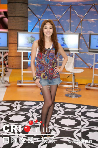 Taiwanese singer Elva Hsiao