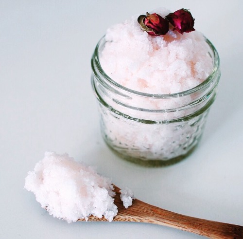 plantlady:DIY Himalayan Salt ScrubBody scrubs are easier to make than you think! The three main ingr