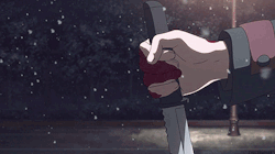 マ