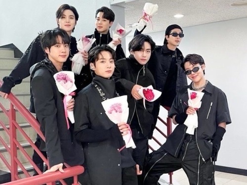 Bts Group Chat: 2.5