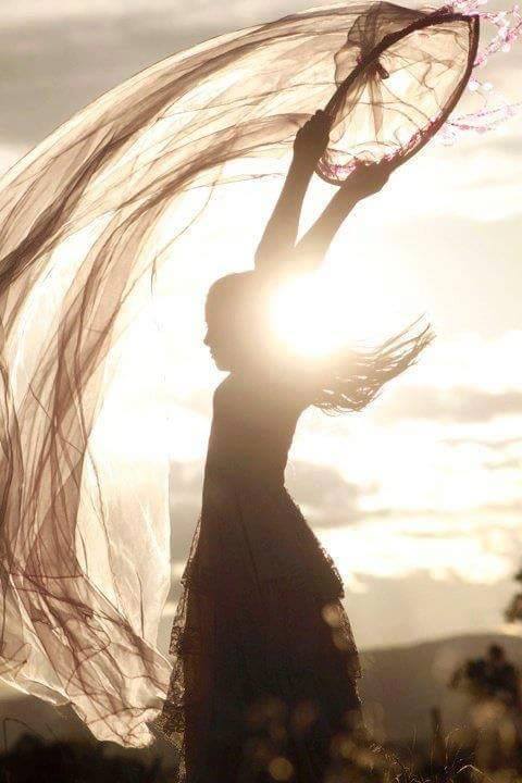 deepitforest:
“Grateful sun is set in place
Caterina Pelle
Publication No. 9460DF
”