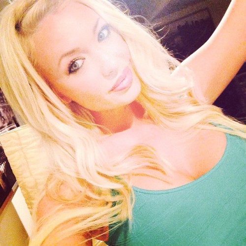 barbiebimbosdaddy: plastic-bimbo-princess: Summer Brielle GREAT lips.