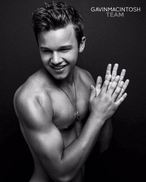 XXX hotfamousmen:  Gavin MacIntosh photo