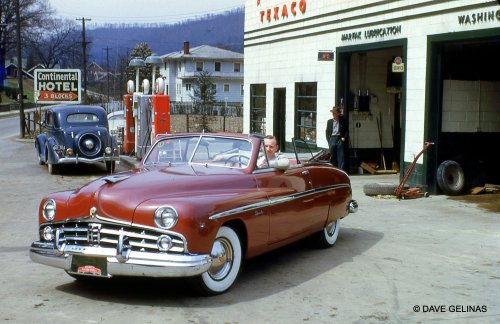 1949 Lincoln Convertible, Texaco Gas Station. US Route 25E. Park and Walnut Streets, Pineville, KY. 