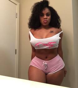 ratedthickent:  DOMINIQUE IS A GODDESS!!!