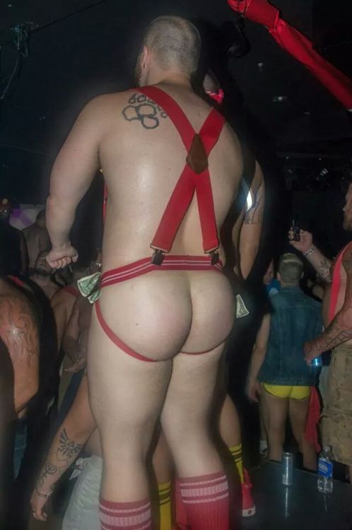 akbearcub:  A pic of me at the fireman’s ball made it onto their photo page. I’m honored! I have to admit we got a bit slutty that night BUT we so rarely get to attend events like this that when we do we go all out. Now I’ll be starting a second