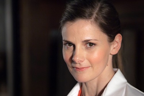 queenbrealey:Good golly, Miss Molly - Bernadette Anvia interviews Louise Brealey from BBC’s Sherlock