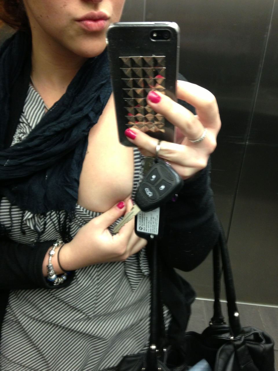 mylittleblackandwhitelies:  Cheeky pinch in the elevator on my way to lunch  Excellent