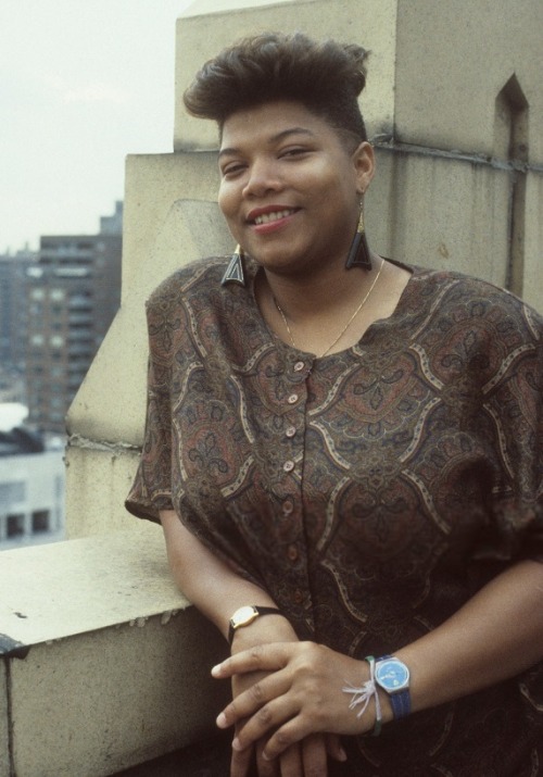 twixnmix:Queen Latifah photographed by Al Pereira in New York City on October 6, 1989.