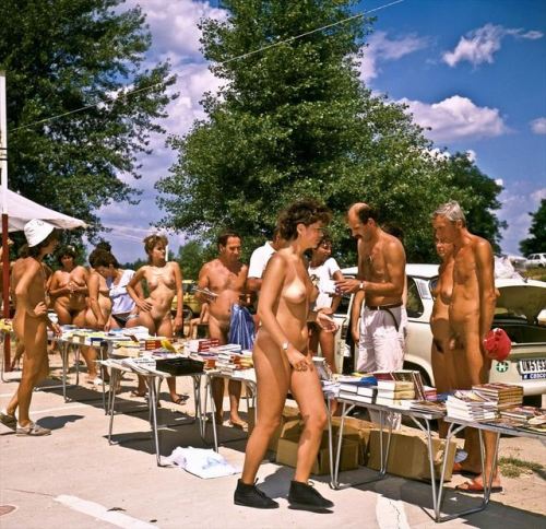 real-nudists: Nude used book sale; two of my favorite things.