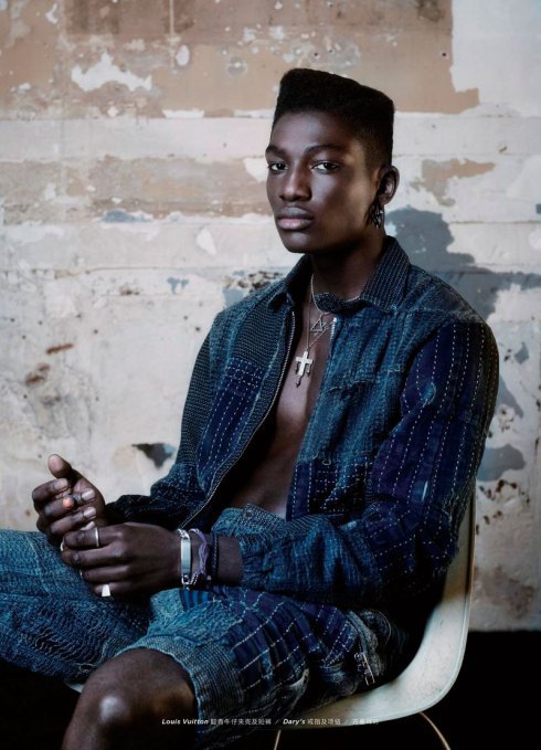 studioafrica:  Josué Comoe photographed by René Habermacher and styled 