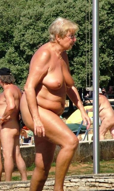 A flabby nude old senior to make all your dicks hard!Find YOUR Senior Sex Partner