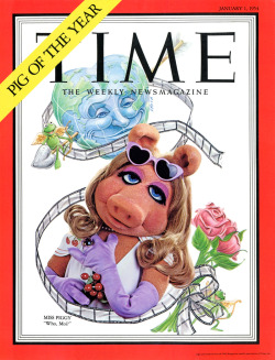 myfroggylife:  January art from the 1981 Miss Piggy Cover Fantasy calendar.